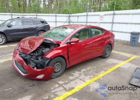 2013 Hyundai Elantra Gls from USA, damaged, VIN 5NPDH4AE7DH211409